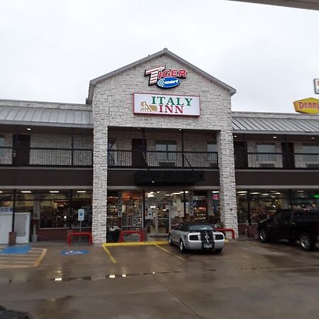 Italy Inn 外观 照片