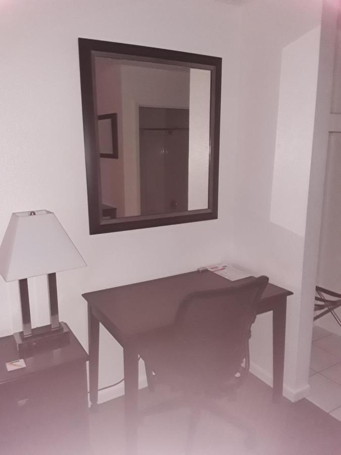 Italy Inn 外观 照片